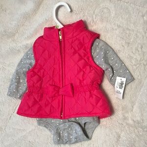 Vest and onesie outfit. Old navy 0-3 months